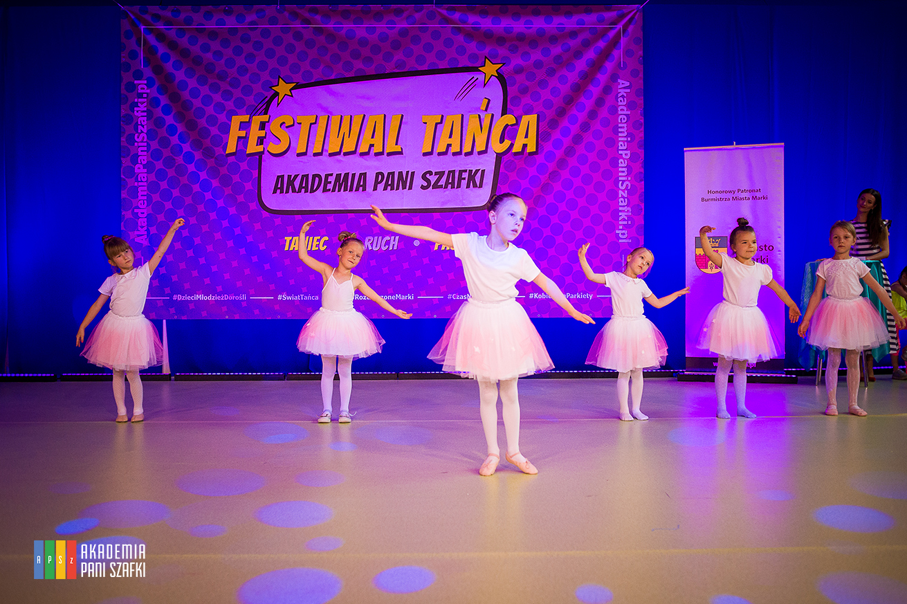 Akademia_Pani_Szafki_Festiwal_Tanca_Marki_Dzieci (8)