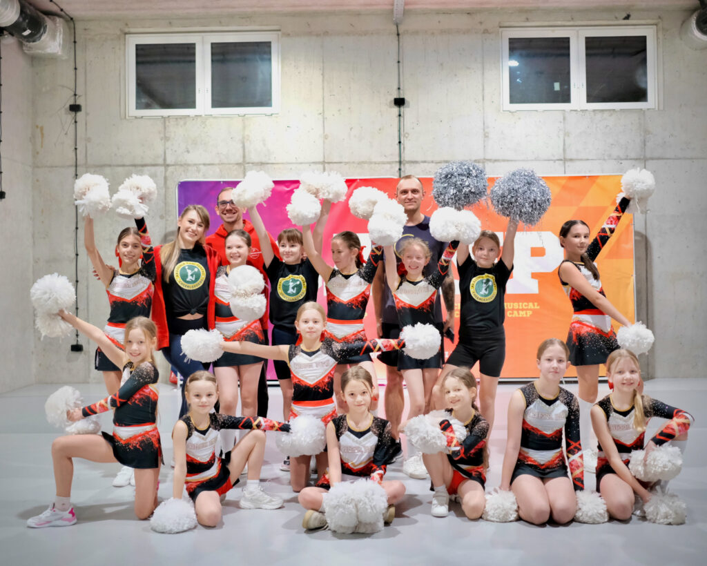 obóz cheerleaderski Akademii Pani Szafki