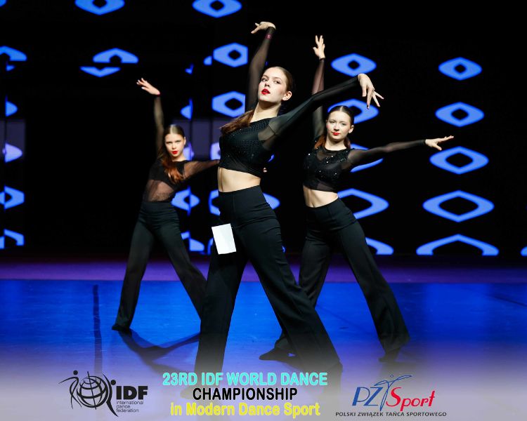 Dance Fire Akademia Pani Szafki MISTRZOSTWA SWIATA IDF-6