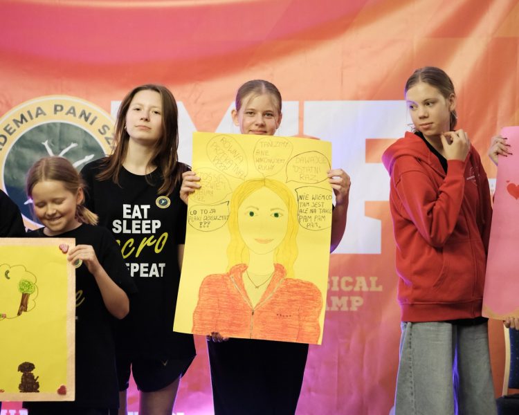 obóz taneczny - dance camp Akademii Pani Szafki