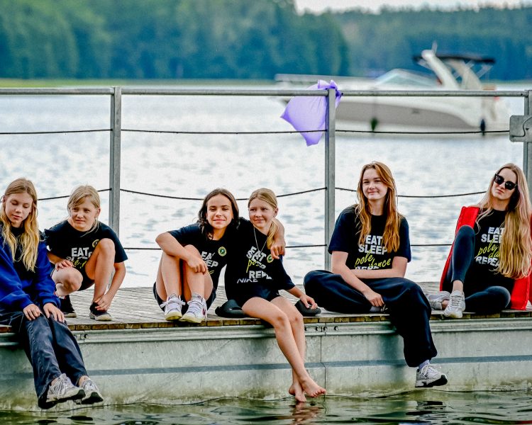 uczestniczki pole dance camp podczas czasu wolnego