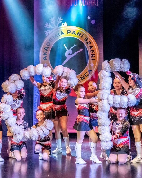 Cheerleading w&nbsp;Markach dla dzieci i&nbsp;młodzieży