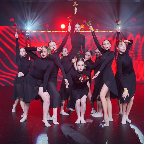 DANCE FIRE - juniorski zespół taneczny modern jazz ze&nbsp;szkoły tańca Akademia Pani Szafki